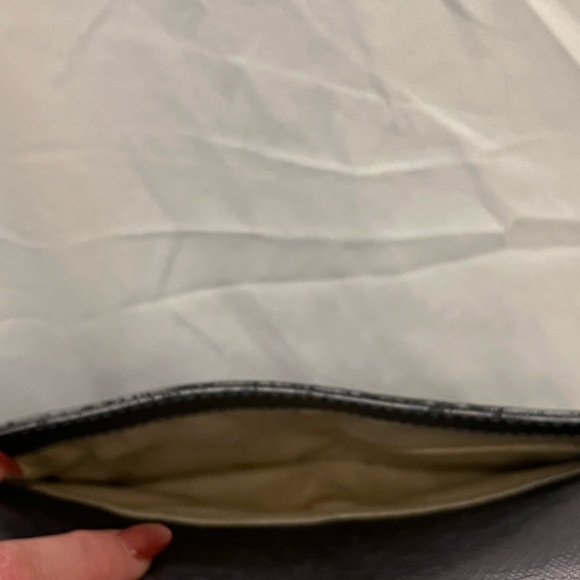 Tory Burch Metallic Crossbody Bag - Picture 8 of 10